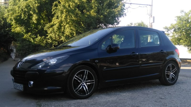 Peugeot 307 черная