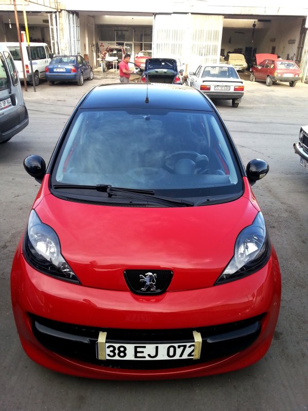 2002 Peugeot 107