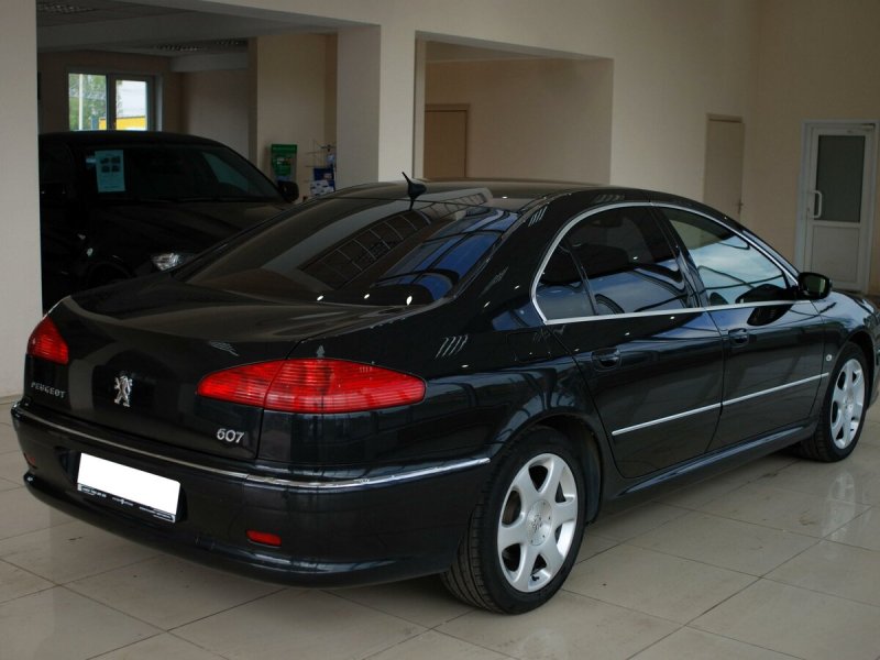 Peugeot 607 черный
