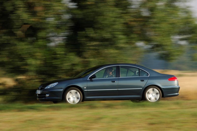 Peugeot 607 2000