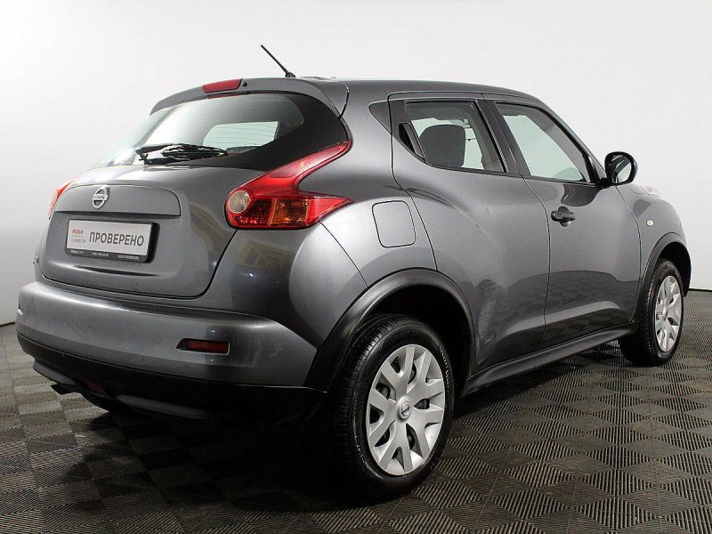 Nissan Juke серый матовый