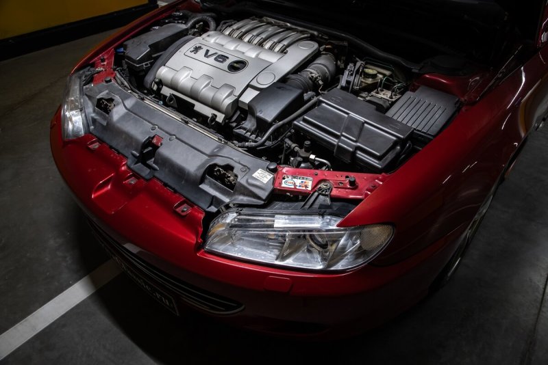 Мотор Peugeot 406 спорт