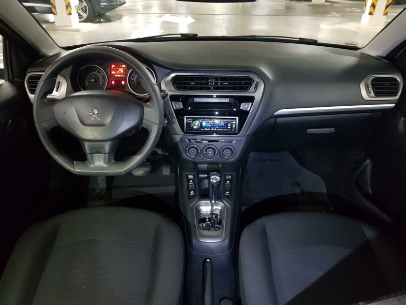 Peugeot 301 салон