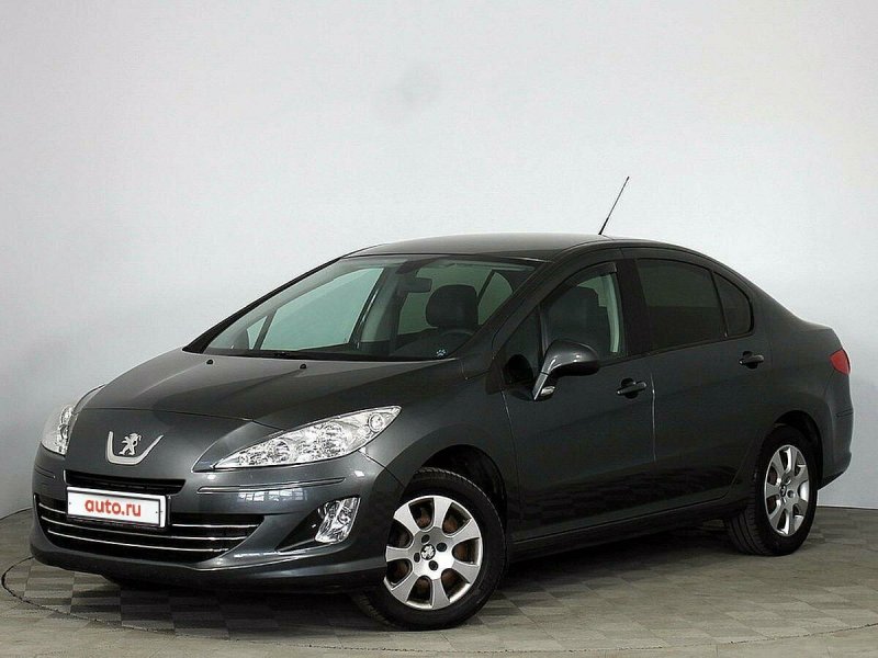 Peugeot 408 седан