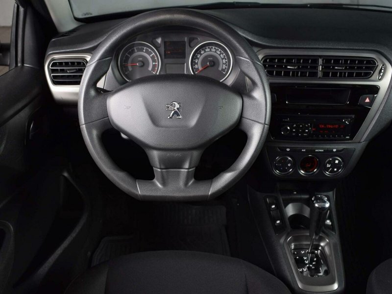 Peugeot 301.2013BСАЛОН