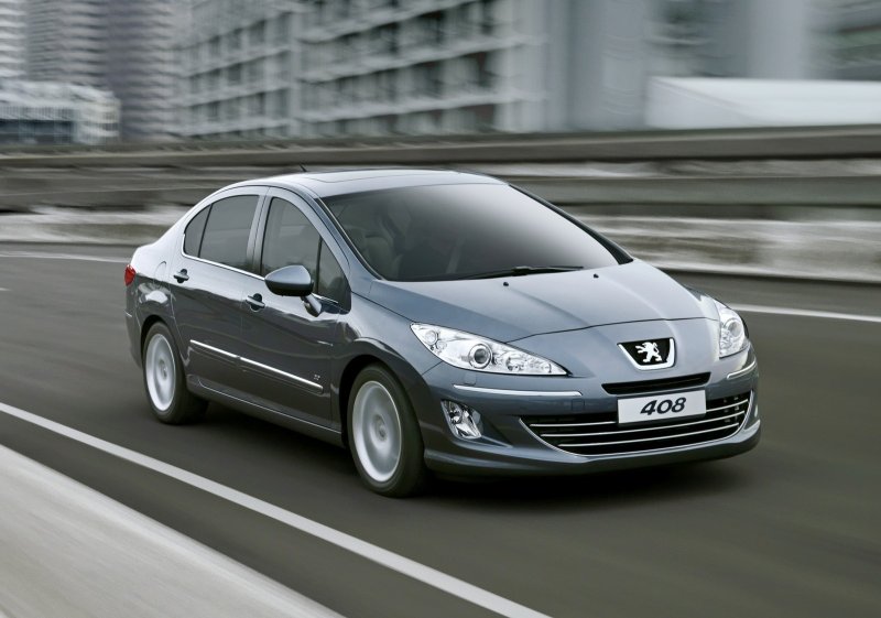 Peugeot 408 i 2012