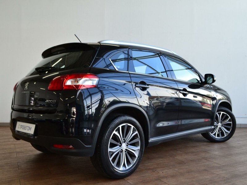 Peugeot 4008 2012