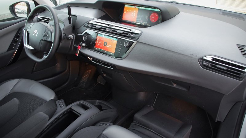 Citroen c4 Picasso 2010 салон