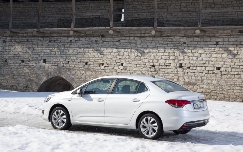 Citroen c4 седан 2013