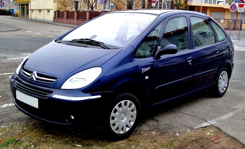 Машина Citroen Xsara Picasso