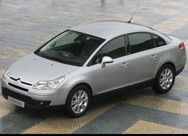 Citroen c4 2008 год седан