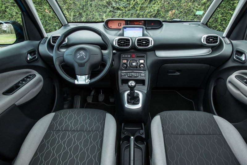Citroen c3 Picasso салон