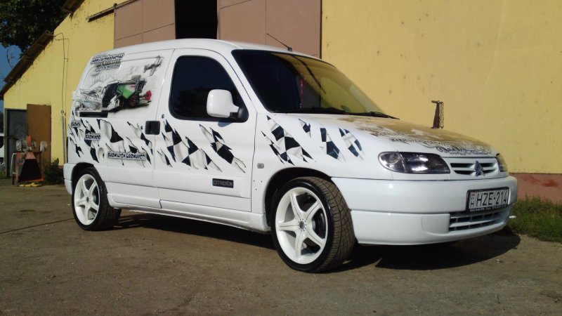 Citroen Berlingo Tuning 2000