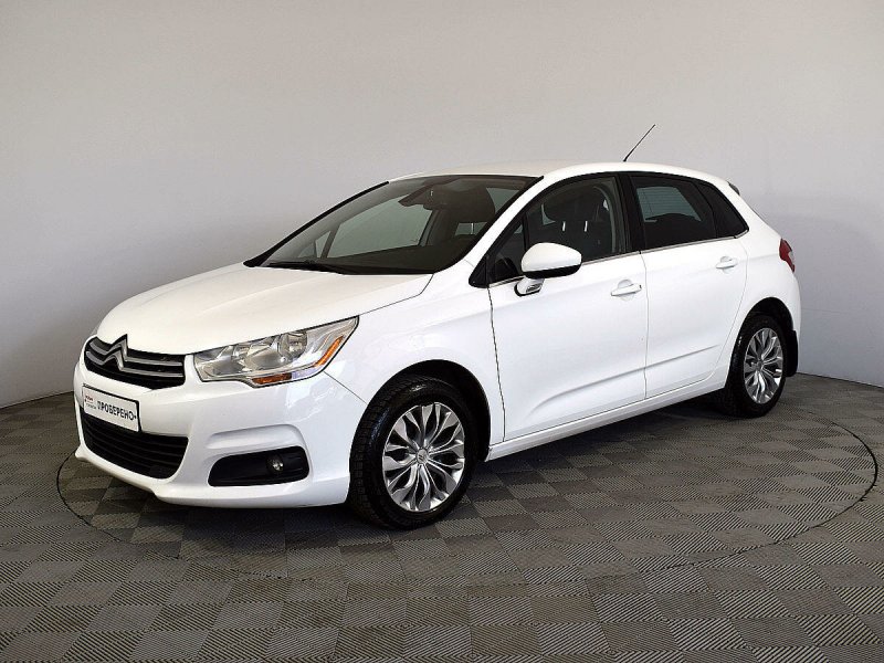 Citroen c4 хэтчбек белый