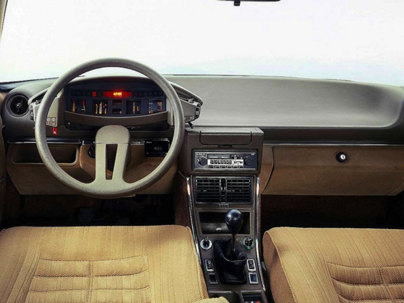 Citroen CX 1974 Interior