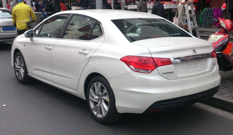 Citroen c4 седан 2013