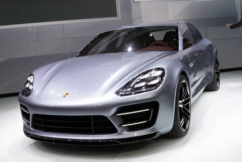 Porsche Panamera 2023