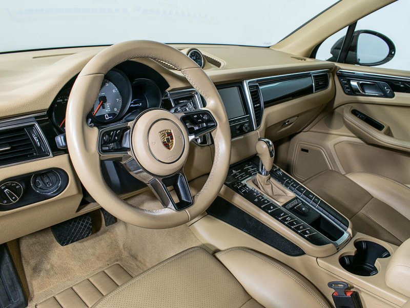 Porsche Macan 2015
