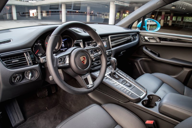 Porsche Macan 2021 салон