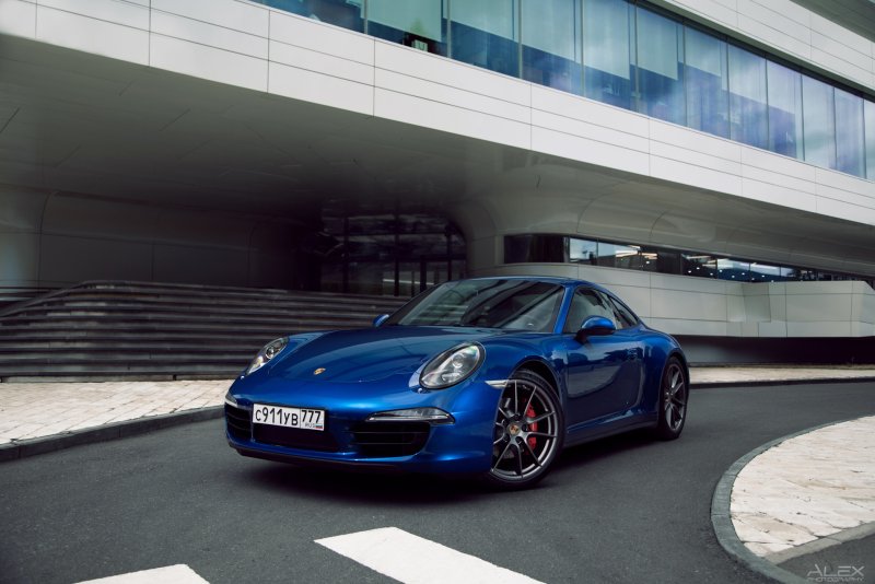 Porsche 911 Carrera s голубой