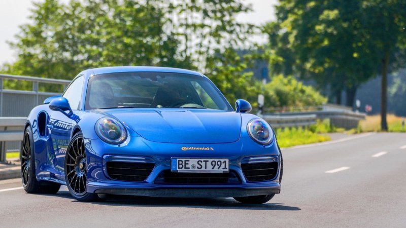 Порше 911 турбо s