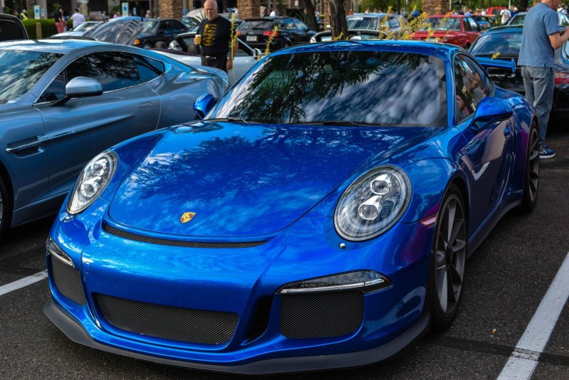 Порше 911 тёмно синий