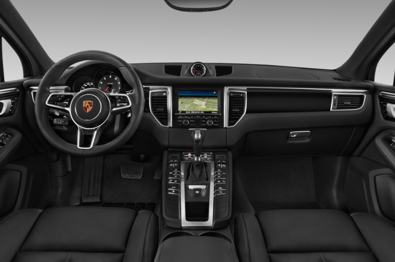 Porsche Macan 2017 салон