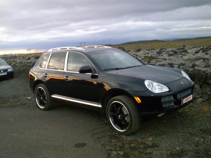 Porsche Cayenne 2000