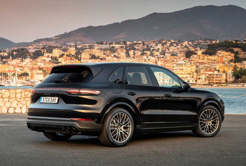 Porsche Cayenne Platinum Edition 2022