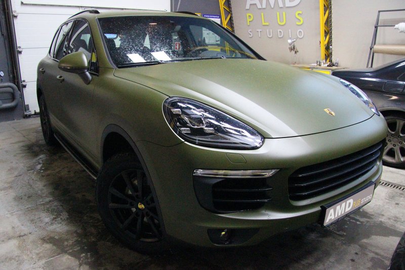 Porsche Cayenne 958 матовый зеленый