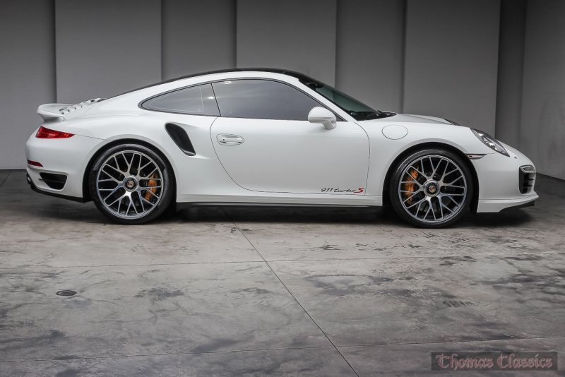 Порше турбо 911 белый