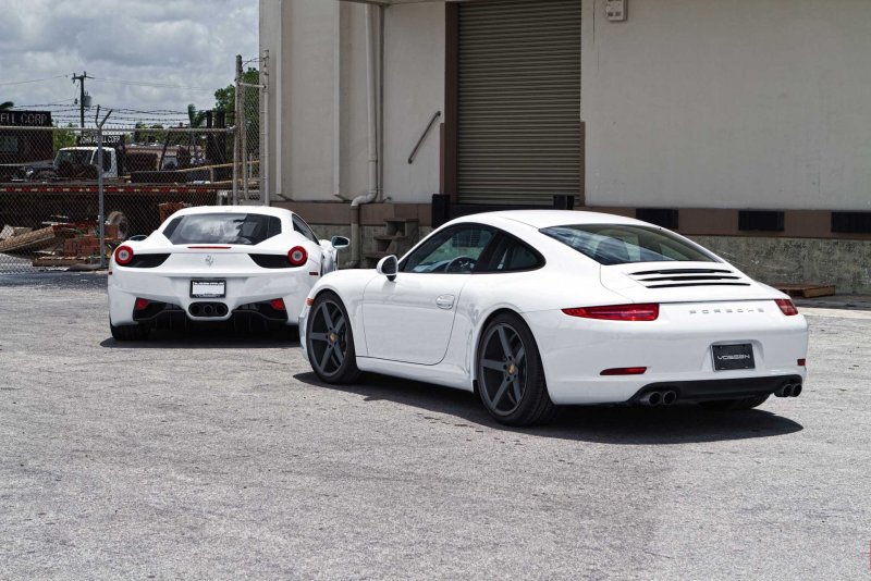 Порше 911 Carrera белый