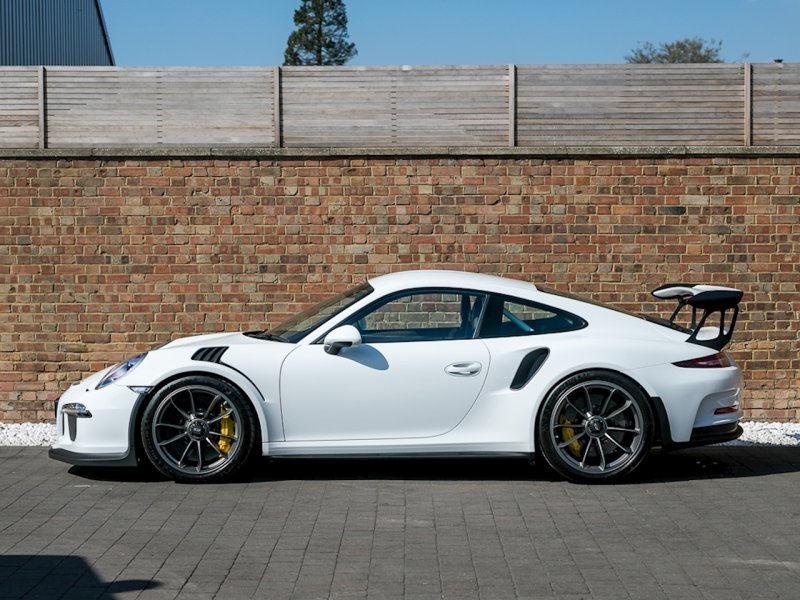 Porsche 911 gt3 RS White
