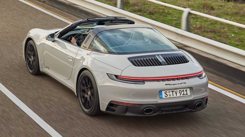 Porsche 911 Carrera GTS 2022