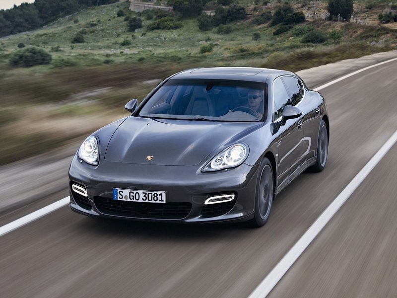 Porsche Panamera Turbo 2011
