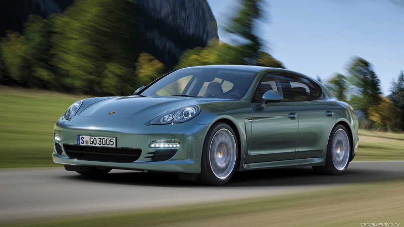 Porsche Panamera 6