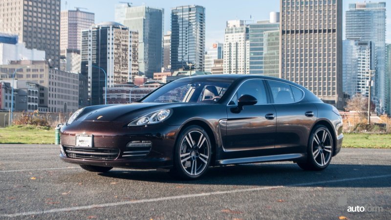 Porsche Panamera 4s 2011