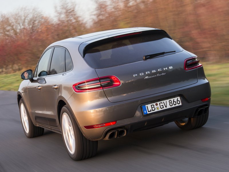 Porsche Macan Turbo 2014