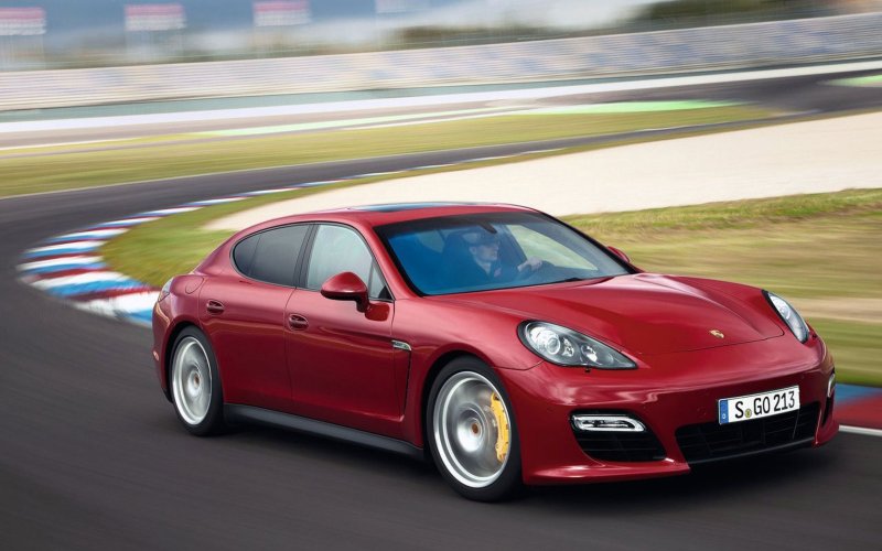 Porsche Panamera GTS