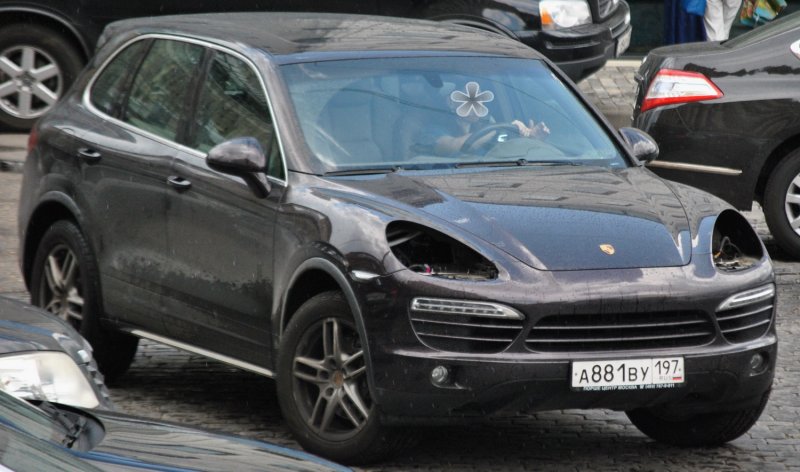 Porsche Cayenne 2020 без фар