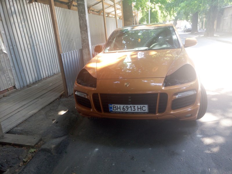 Porsche Cayenne 2008 без фар