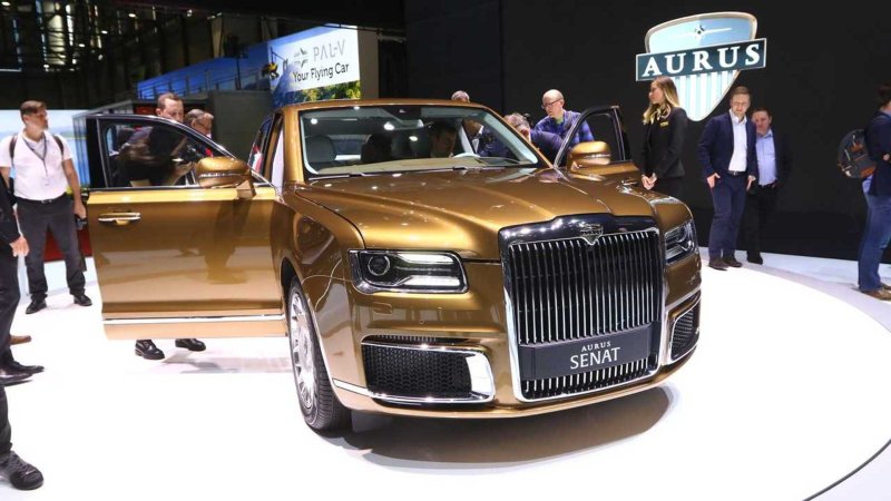 Машина Аурус Сенат l600
