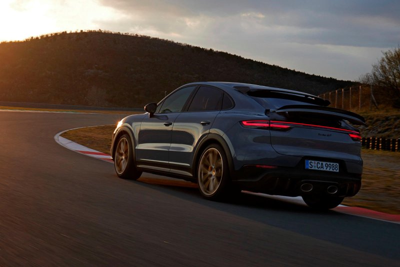 Porsche Cayenne Coupe 2021