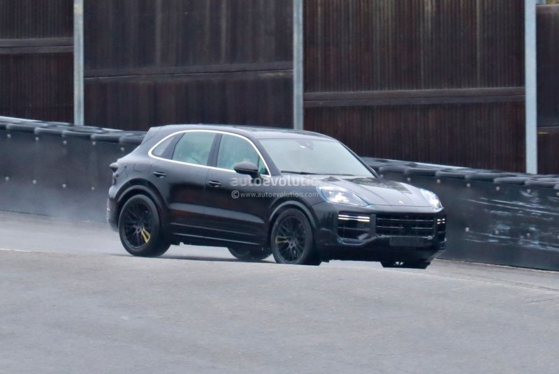Porsche Cayenne Turbo 2022