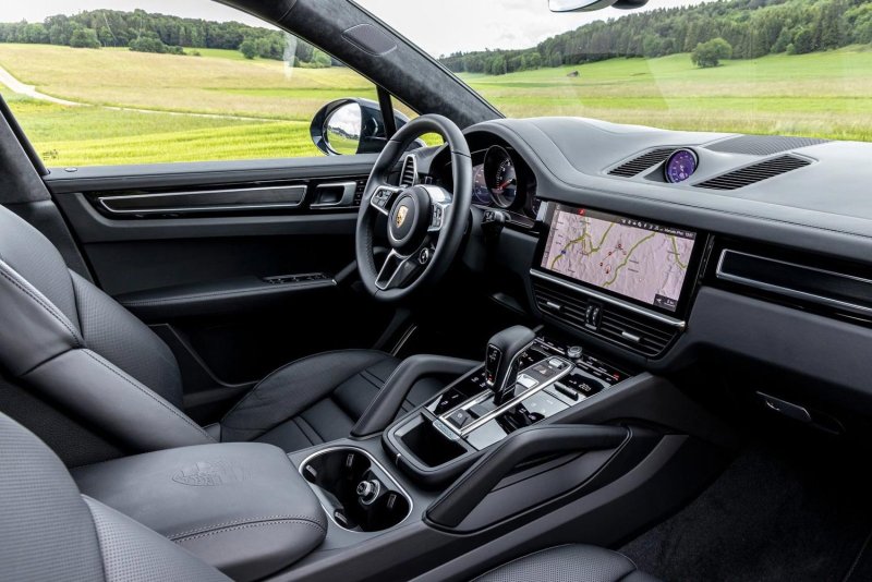 Porsche Кайен 2021 салон