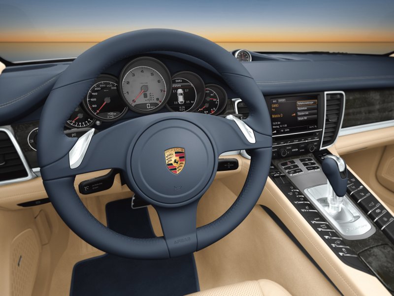 Porsche Panamera 2009 салон