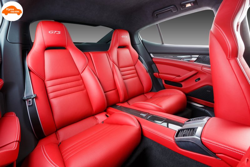 Porsche Panamera Coupe салон