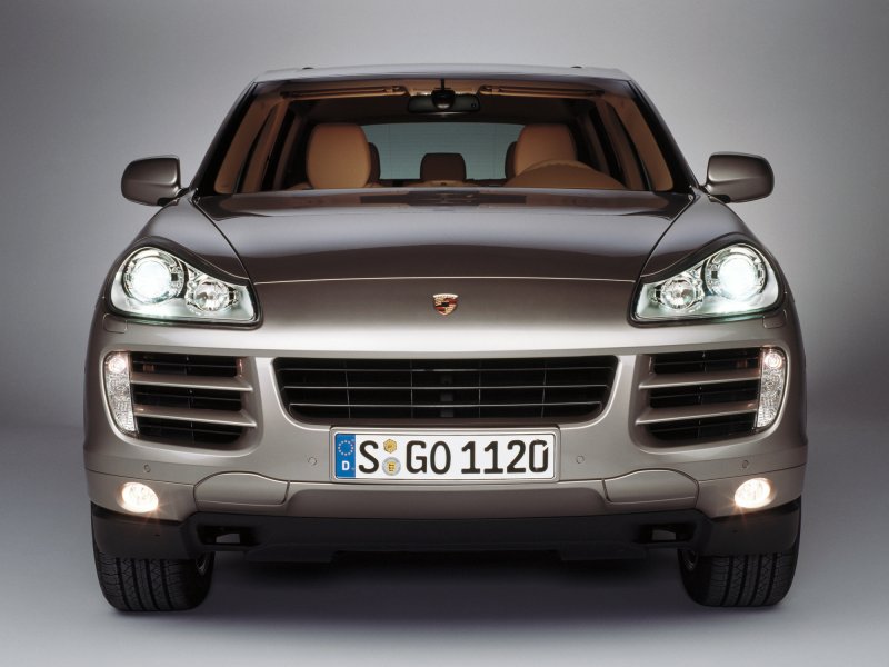 Porsche Cayenne 957 2010