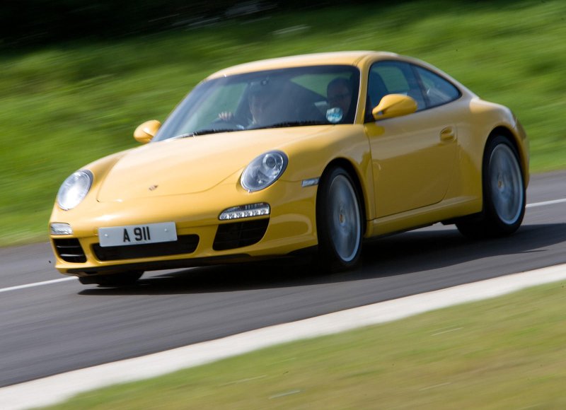 Porsche 911 2004