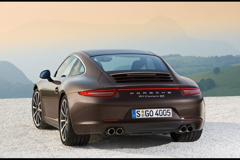 Porsche 911 Carrera 4s